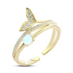 925 silver engagement ring crowned with a sparkling zircon stone, perfect for making a memorable proposal.