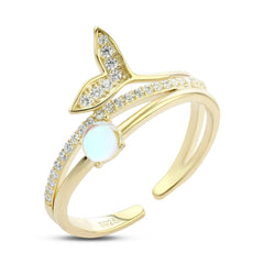 925 silver engagement ring crowned with a sparkling zircon stone, perfect for making a memorable proposal.