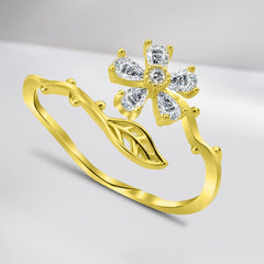 925 sterling silver ring with a unique fish tail design, perfect for ocean lovers and those who appreciate nature.