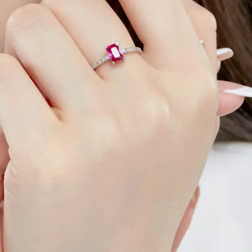 Red Zircon ring - 925 Sterling Silver - Red - Rings
