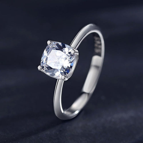 A 925 silver ring featuring a round zircon stone, perfect for a radiant and eye-catching look.