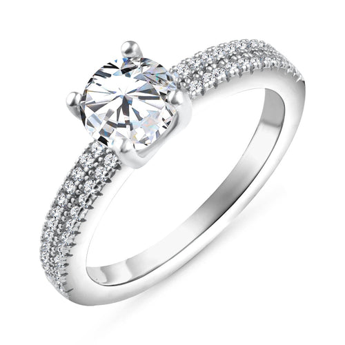 925 sterling silver ring set with a shiny zircon, offering a classic and radiant elegance.