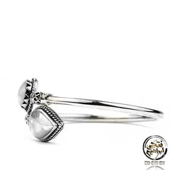 925 Egyptian Silver Bangle Crowned with Mother of Pearl Stone - White - Bangels