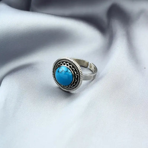 925 Silver Women Ring Crowned with Circular Turquoise Stone - Turquoise - Rings