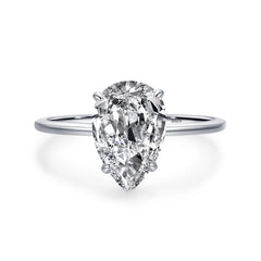 A stunning 925 silver ring with a large pear-shaped zircon stone that catches the light.