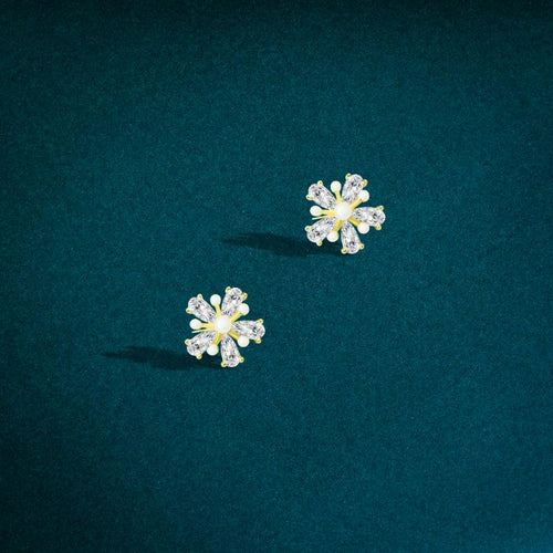 Flower crowned with zircon and pearl Earring - 925 sterling silver - fathyibrahim