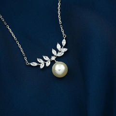 Leaves with Pearl stone - 925 Silver Necklace - Transparent - NECKLACES
