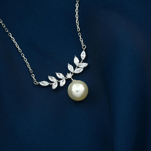 Leaves with Pearl stone - 925 Silver Necklace - Transparent - NECKLACES