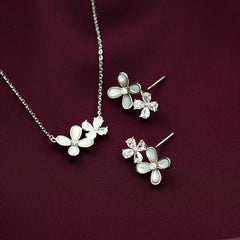 Mother Of Pearl & Zircon Flowers 925 Sterling Silver Set - fathyibrahim