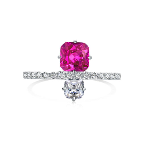 925 sterling silver ring set with a pink shiny zircon, offering a sparkling and sophisticated design.