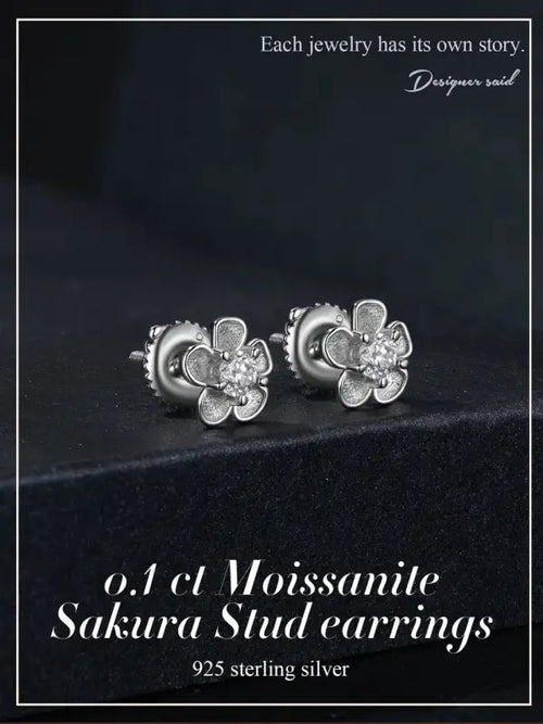 Shiny Moissanite Earring - 925 sterling silver - Transparent