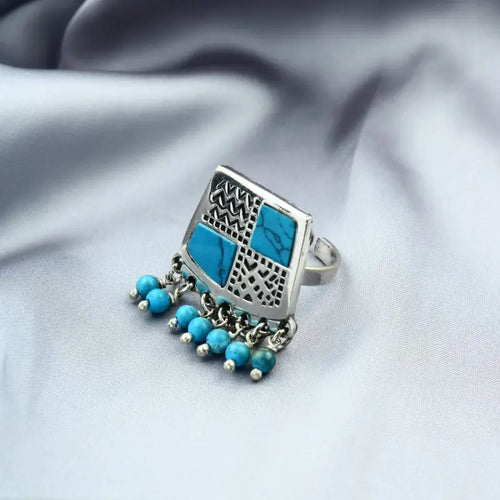 Silver Ring crowned with turquoise stone - 925 sterling silver - Turquoise