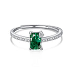 925 sterling silver ring featuring a simple green stone, perfect for a fresh and understated look.