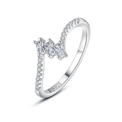 925 sterling silver ring with three stunning zircon stones, creating a sparkling and layered effect.